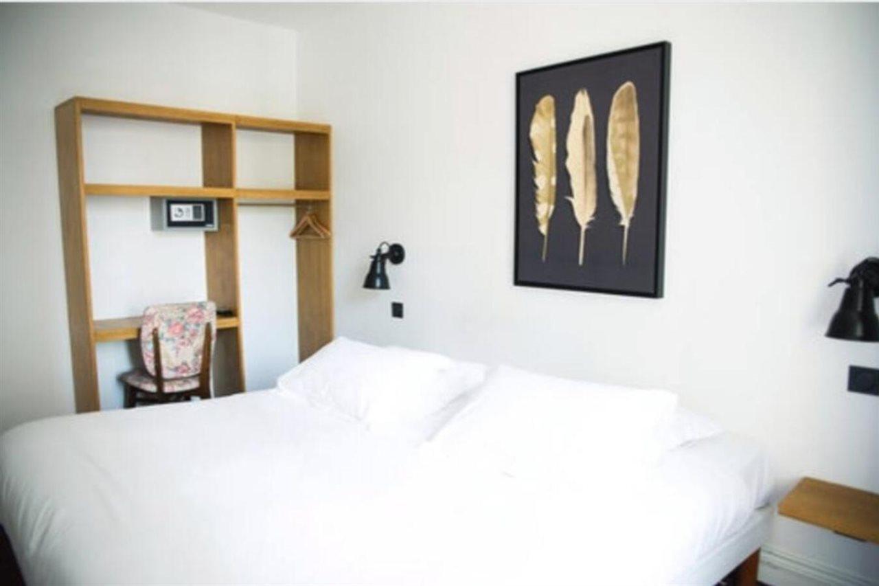 Le Victor Hugo Hotel Montrouge Exterior photo