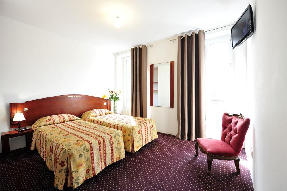 Le Victor Hugo Hotel Montrouge Exterior photo